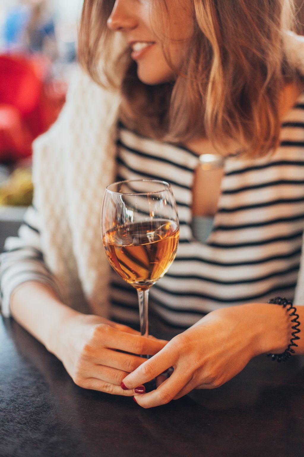 What To Wear To A Wine Bar